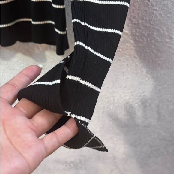 H&M Black Ribbed Knit Top - Picture 5 of 5